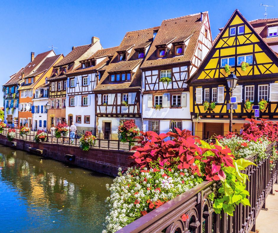 Vue du vieux Colmar en bord de Lauch